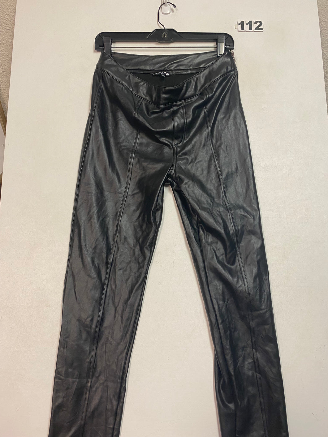 Women’s L  Fashion Nova Pants