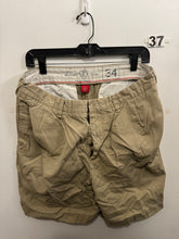 Load image into Gallery viewer, Men’s 34 Izod Shorts
