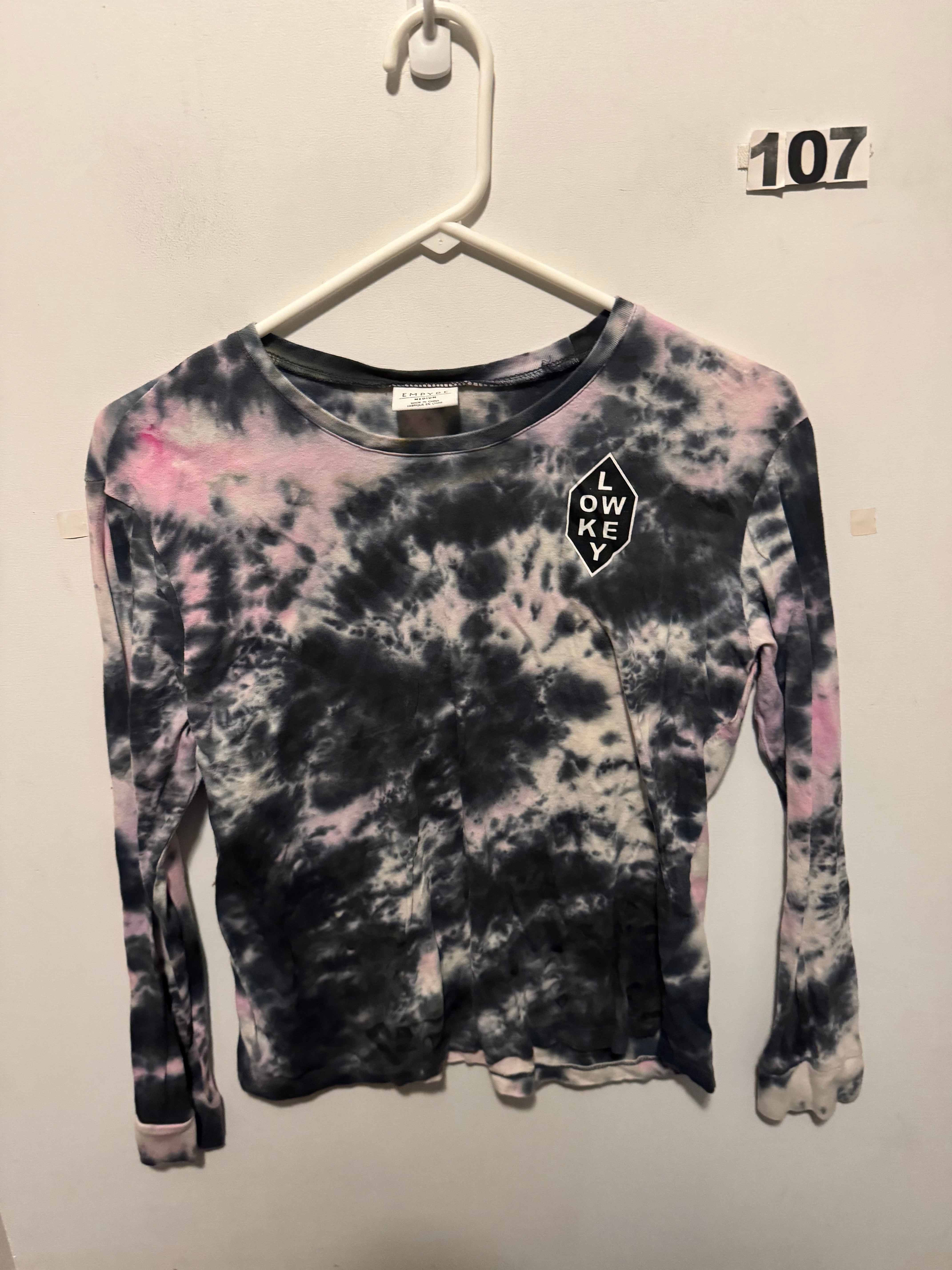 Woman’s M Emprye Shirt