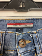 Load image into Gallery viewer, Girls 8 Tommy Hilfiger Jeans
