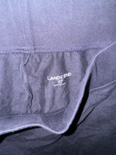 Load image into Gallery viewer, Women’s M Lands End Pants
