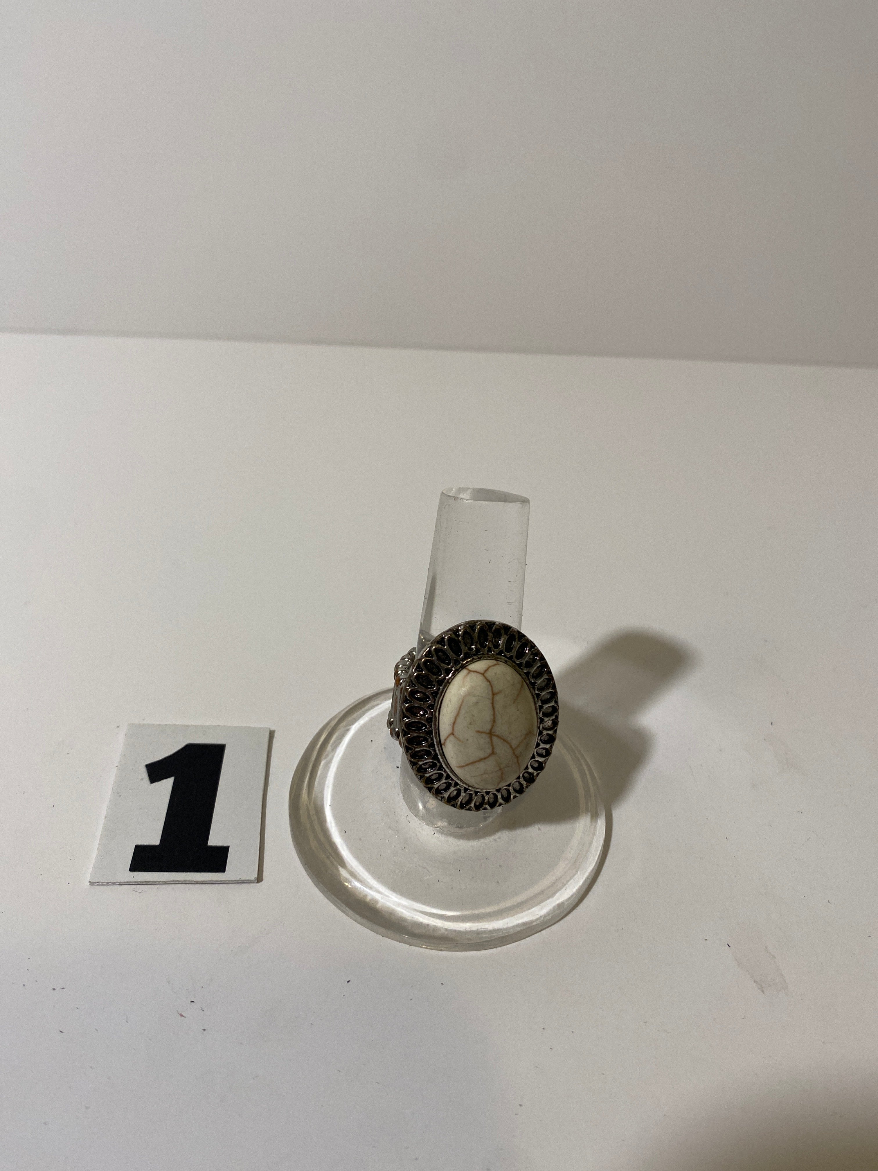 Silver Tone Ring OSFA