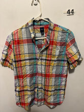Load image into Gallery viewer, Boys XXL Gap Shirt
