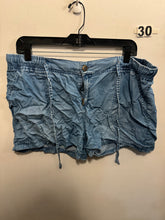 Load image into Gallery viewer, Women’s XL Medina Shorts
