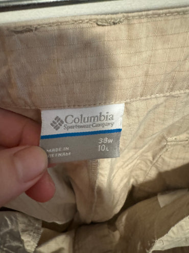 Men’s 38 Columbia Shorts