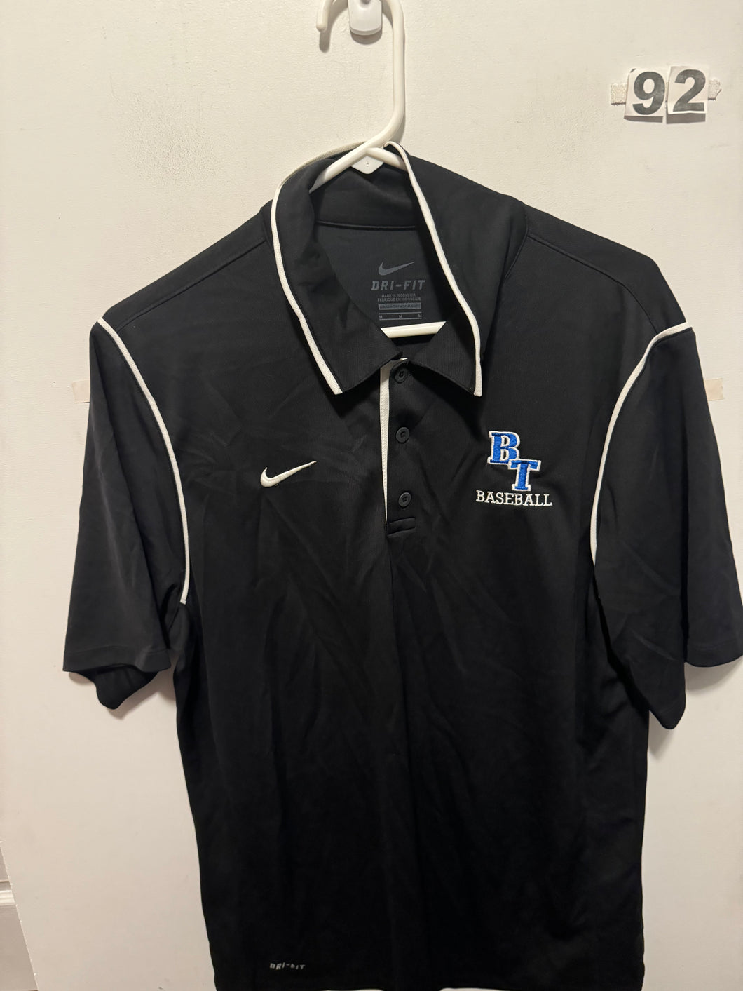 Men’s M Nike Shirt