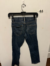 Load image into Gallery viewer, Women’s 10 Straight Jeans
