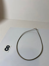 Load image into Gallery viewer, Silver Tone Choker
