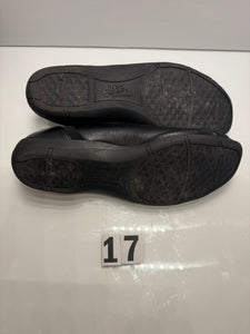 Size 7 Shoes