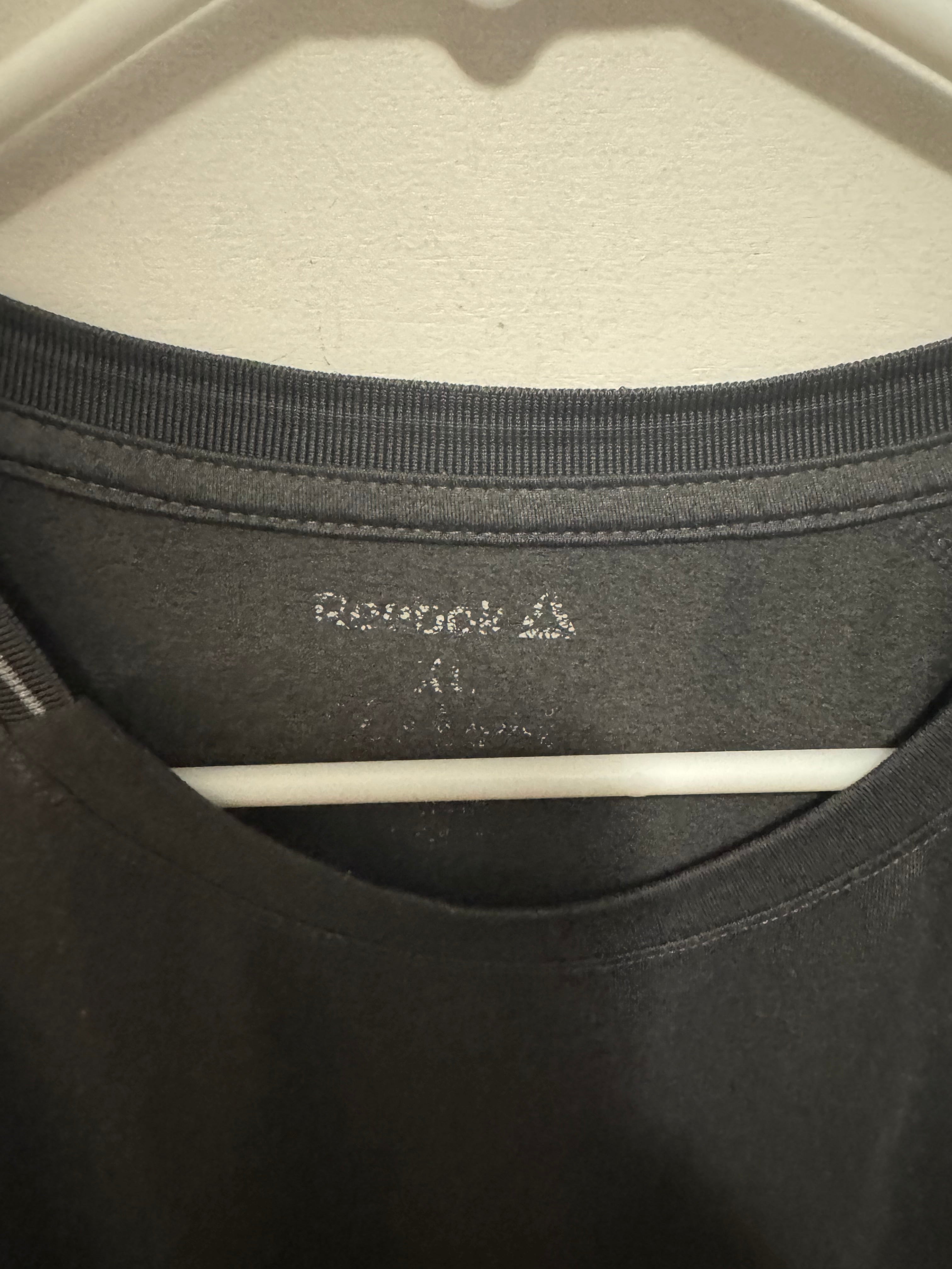 Men’s XL Reebok Shirt