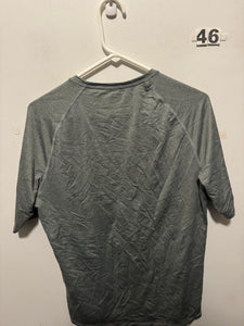 Men’s L Nike Shirt