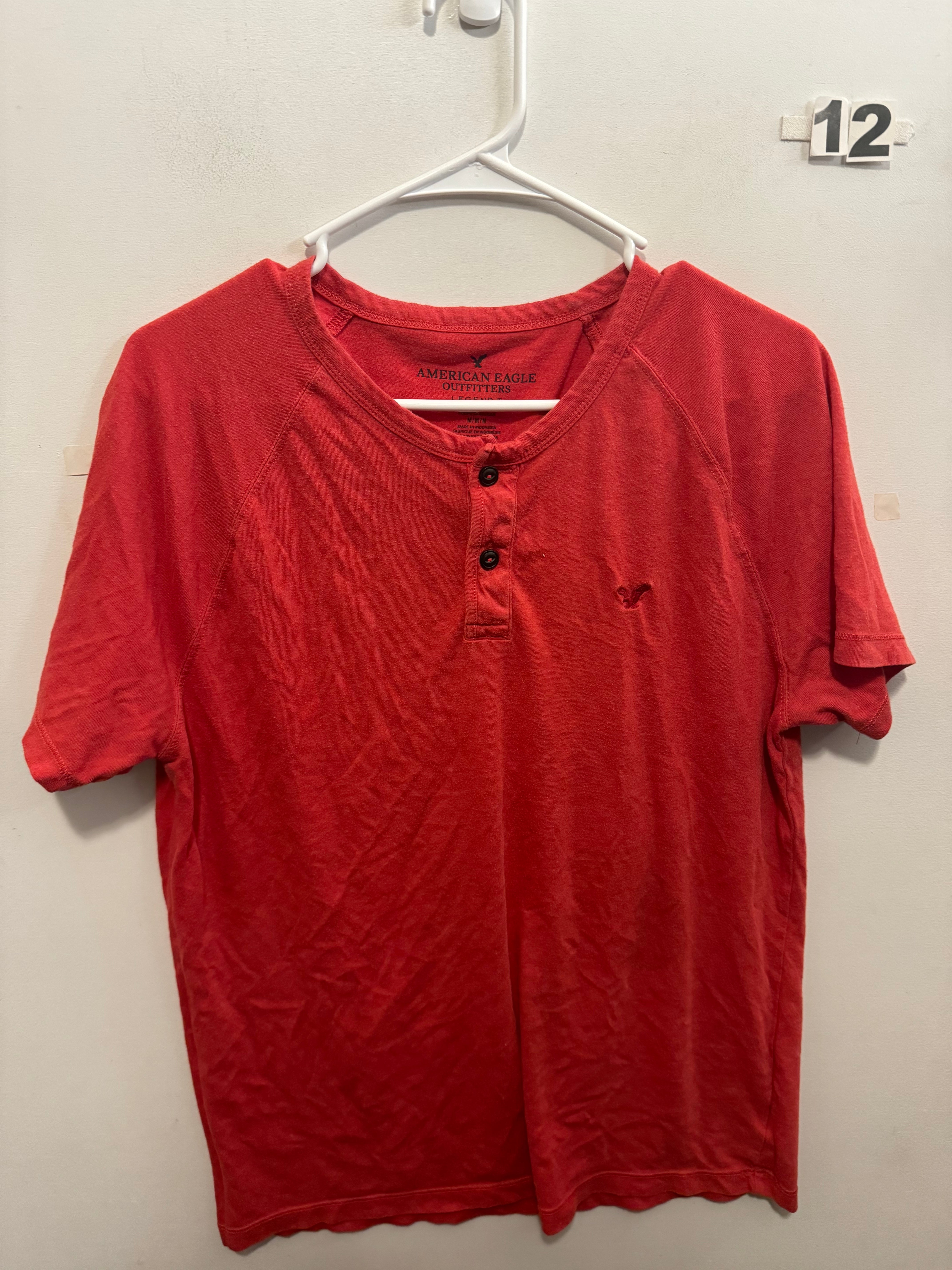Women’s M American Eagle Shirt