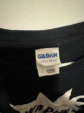 Load image into Gallery viewer, Men’s L Gildan Shirt
