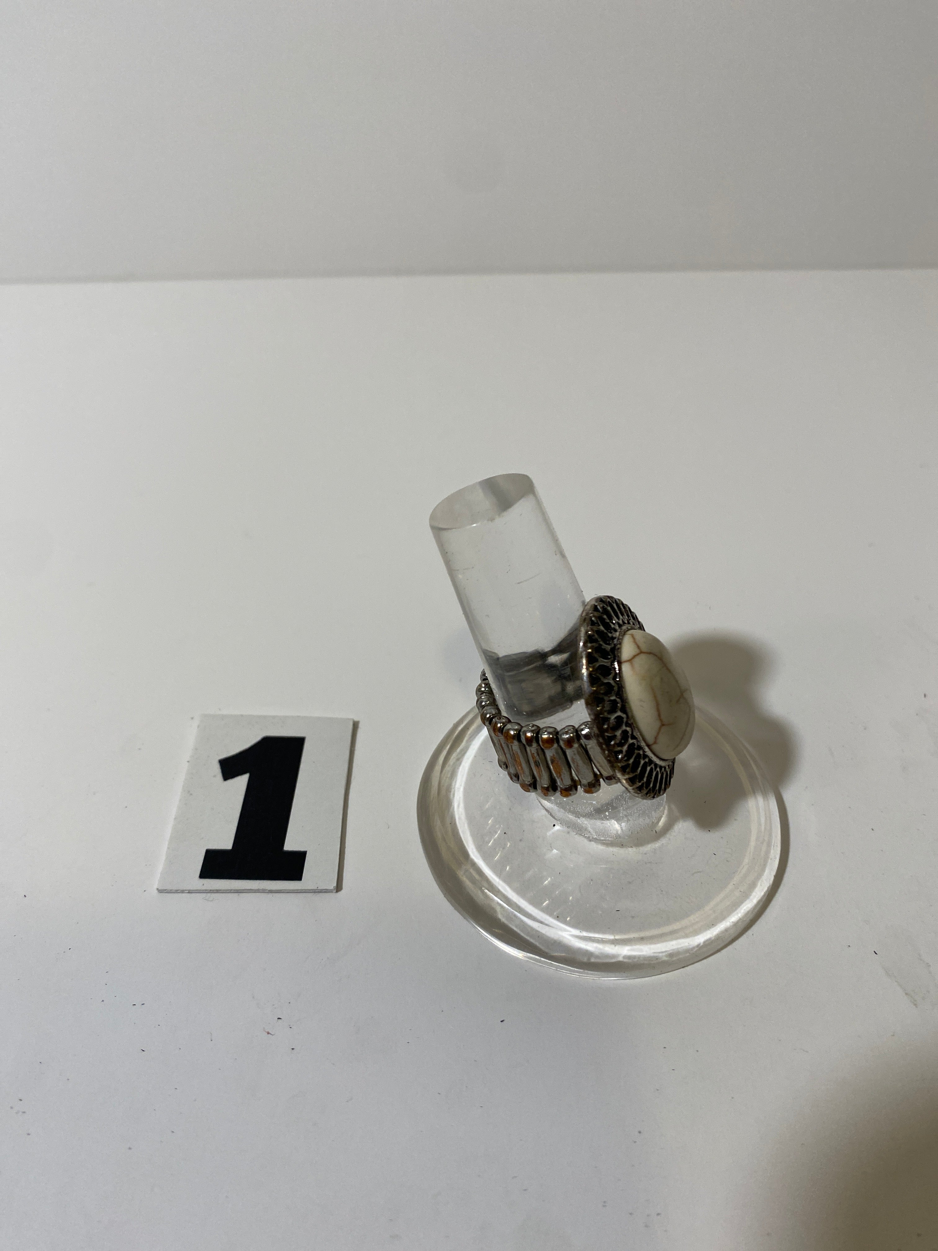 Silver Tone Ring OSFA