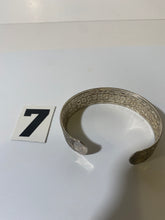 Load image into Gallery viewer, Silver Tone Bracelet
