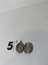 Load image into Gallery viewer, Silver Tone Locket
