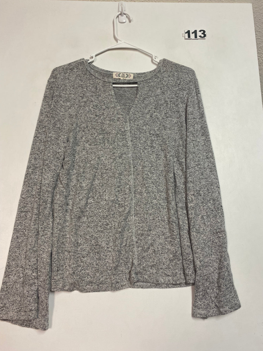 Women’s M Rose Sweater