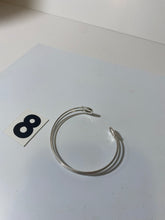 Load image into Gallery viewer, Silver Tone Wire Bracelet
