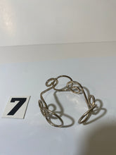 Load image into Gallery viewer, Silver Tone Bracelet
