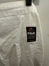 Load image into Gallery viewer, Men’s 6 Fuji Pants

