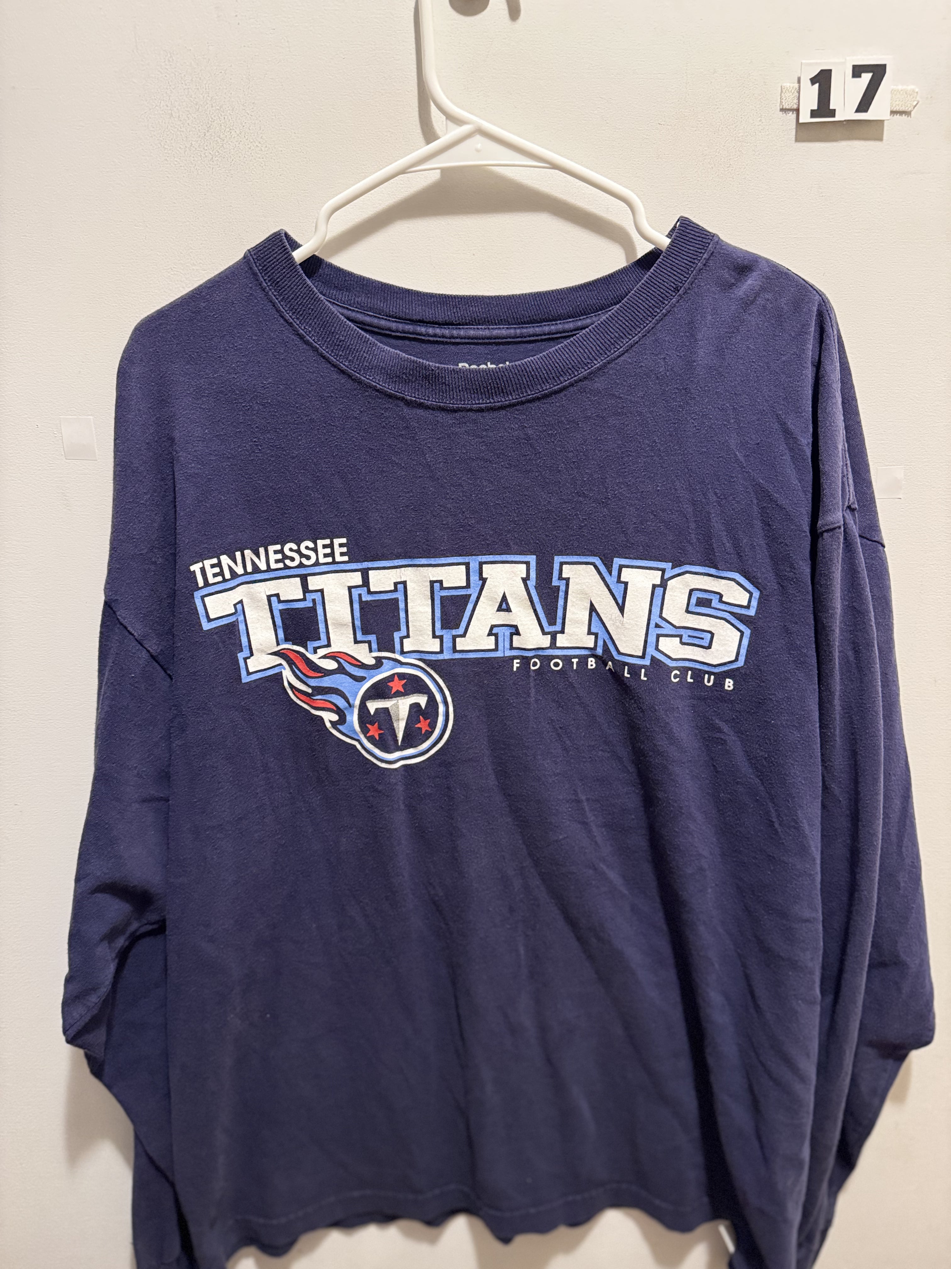 Men’s XL Reebok Shirt