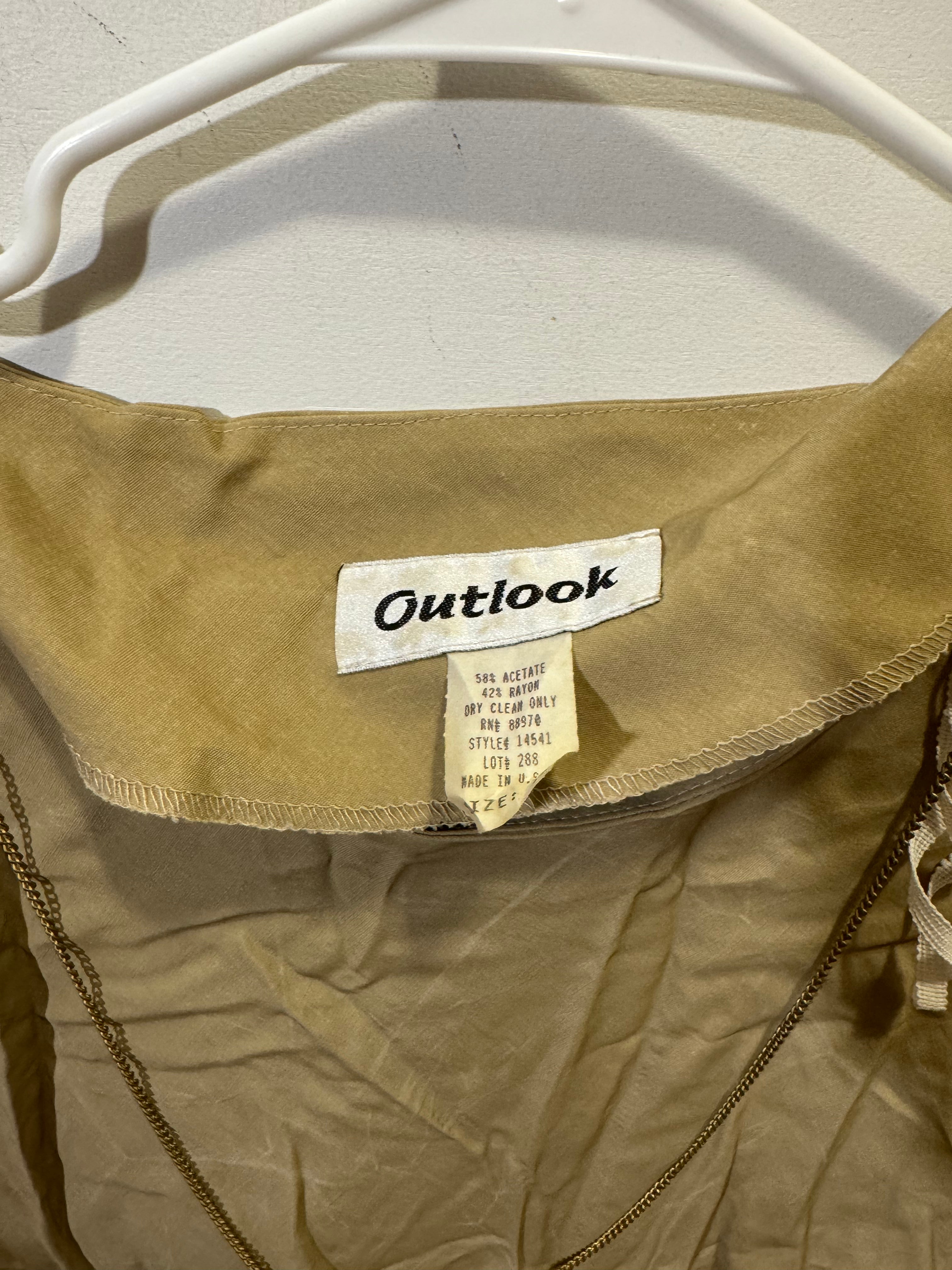 Women’s 16 Outlook Shirt