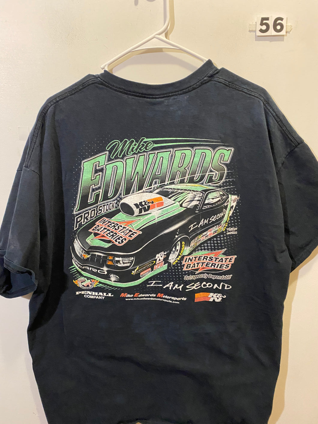 Men’s 2XL Gildan Shirt