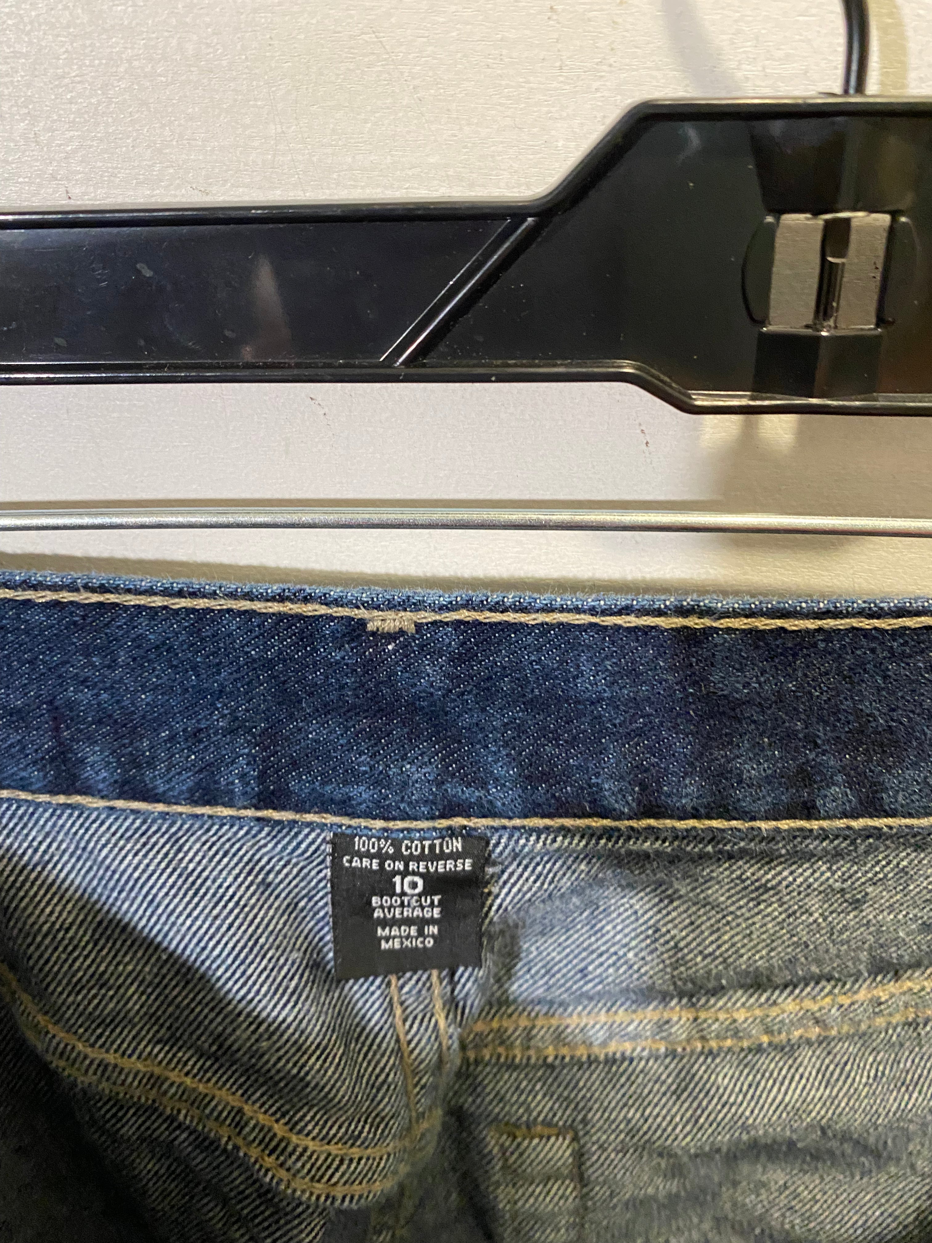Women’s 10 Blue Jeans
