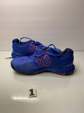 Load image into Gallery viewer, Shoes Size 6 Wilson
