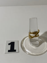 Load image into Gallery viewer, Gold Tone Ring
