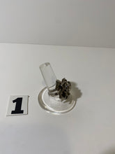 Load image into Gallery viewer, Silver Tone Flower Ring
