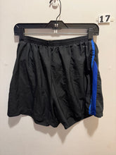 Load image into Gallery viewer, Men’s L Nike Shorts
