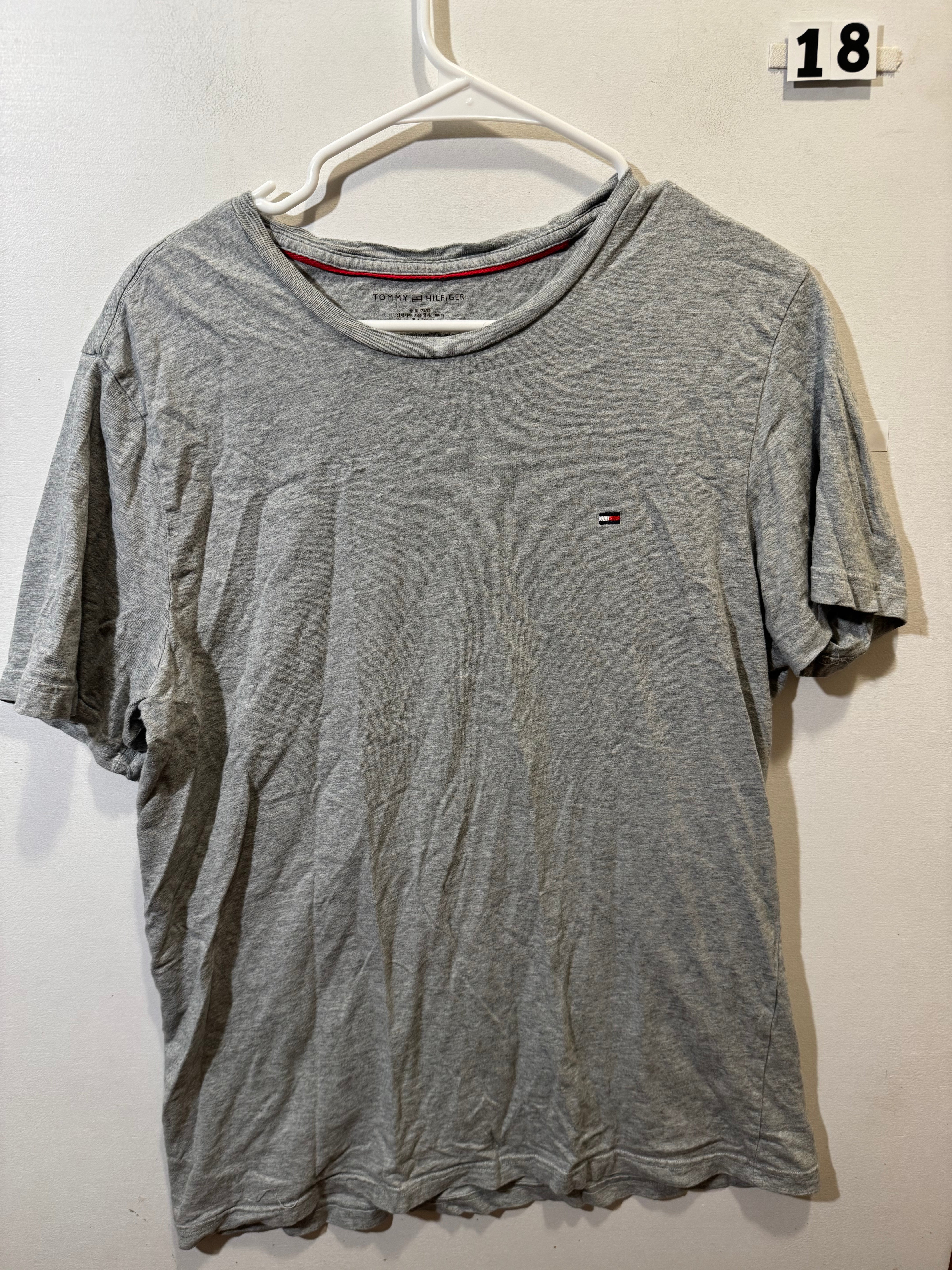 Men’s M Tommy Hilfiger Shirt