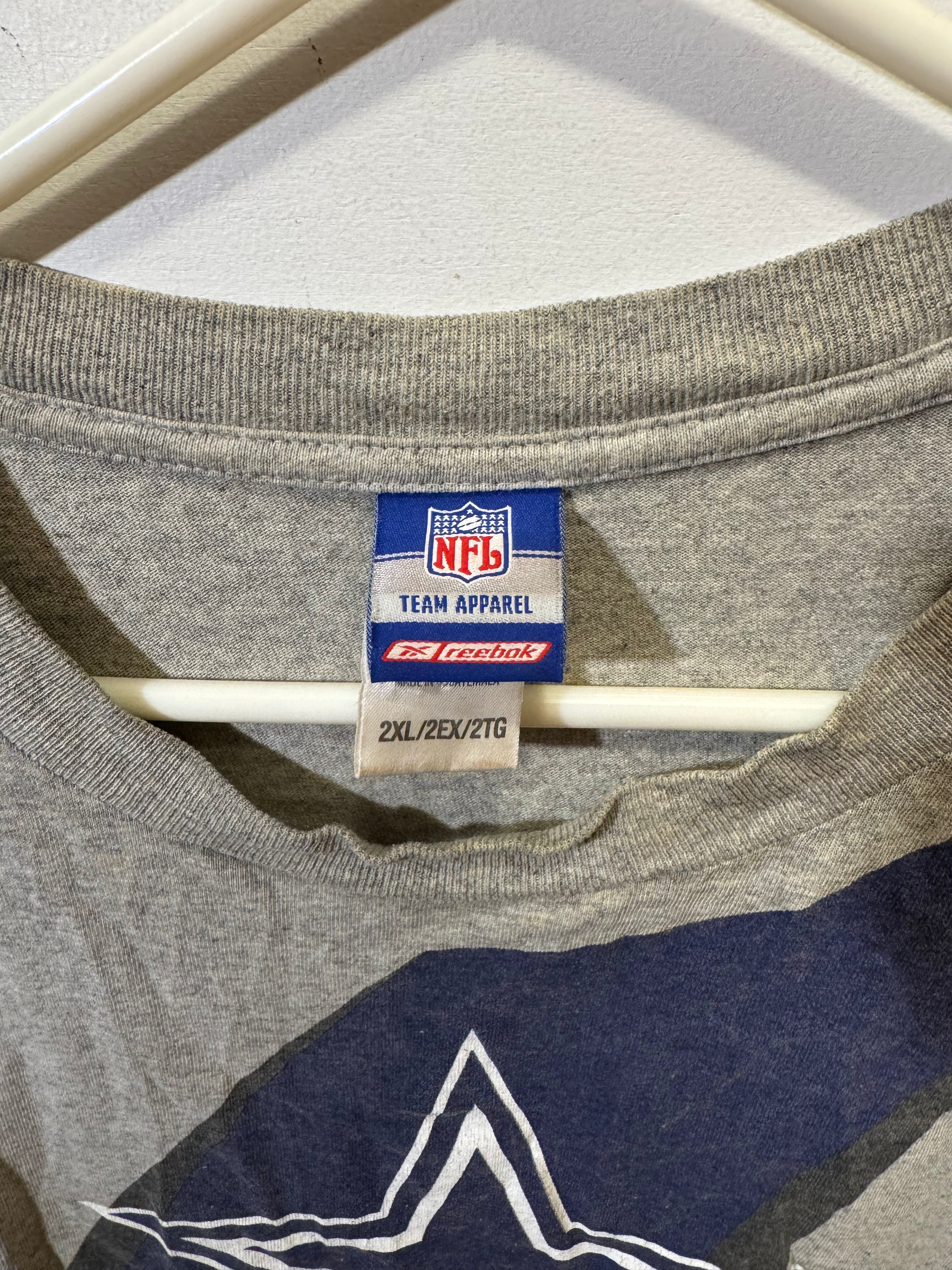 Men’s 2XL Reebok Shirt
