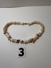 Load image into Gallery viewer, Shell Necklace
