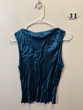 Load image into Gallery viewer, Women’s 12 Dorothee Shirt
