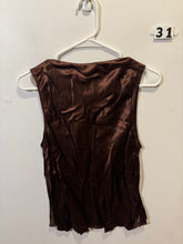 Load image into Gallery viewer, Women’s 12 Dorothee Shirt
