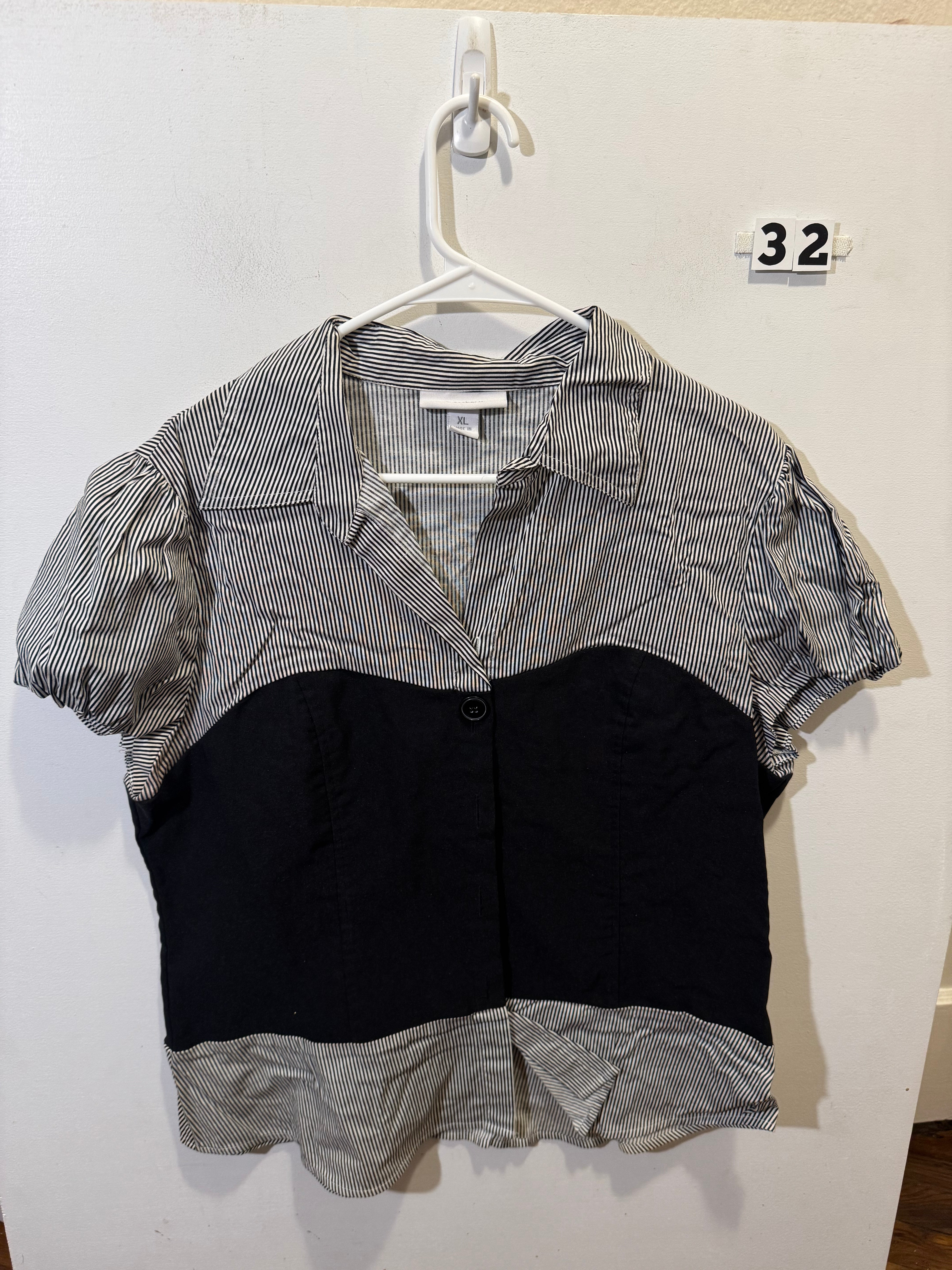 Women’s XL Dress Barn Shirt