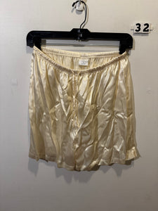 Women’s S Cabernet Shorts