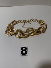 Load image into Gallery viewer, Golden Necklace
