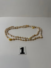 Load image into Gallery viewer, Shell Necklace
