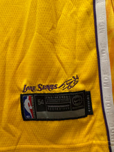 Load image into Gallery viewer, Men’s 54 Nike Jersey
