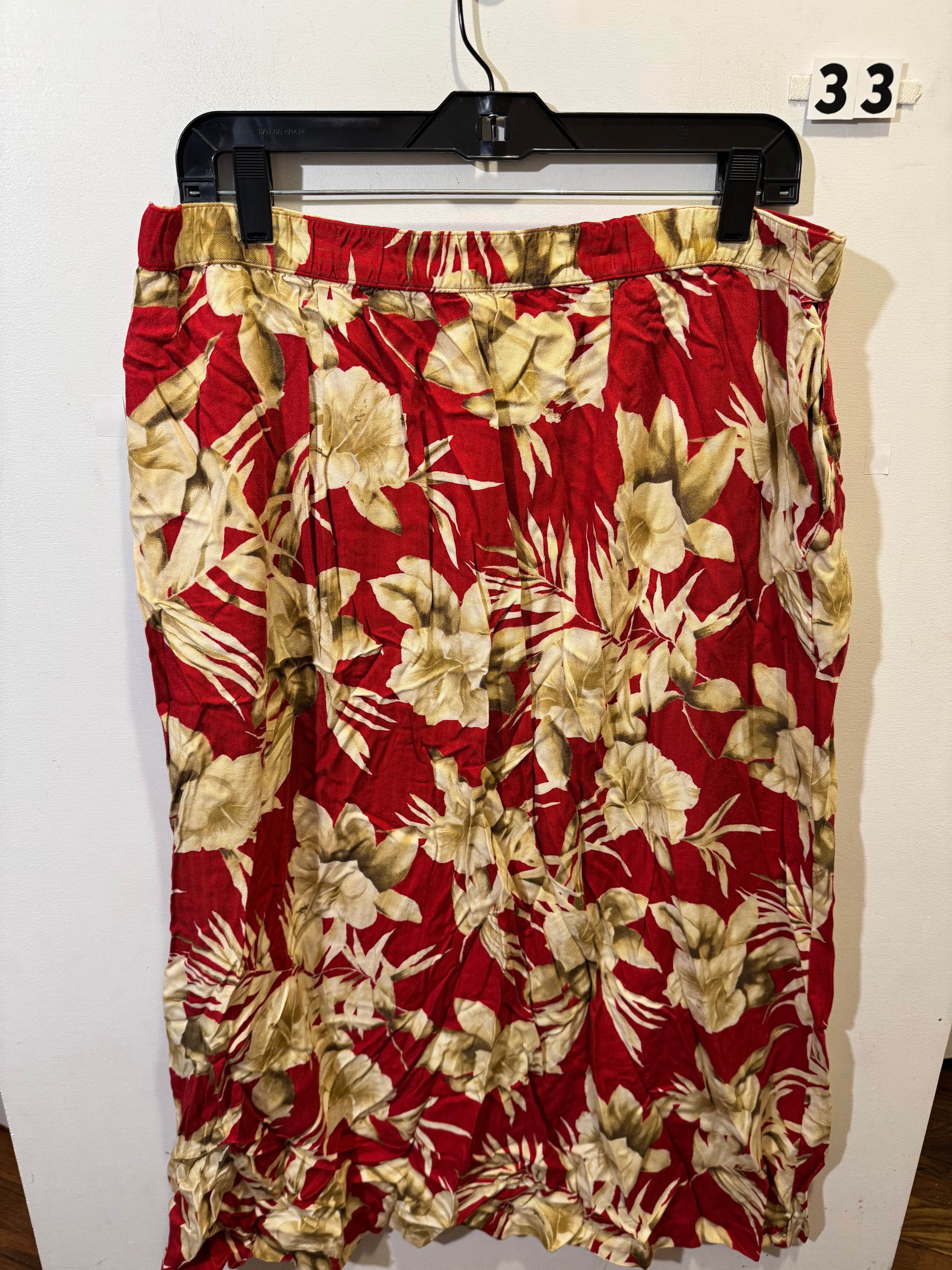 Women’s L Floral Skirt