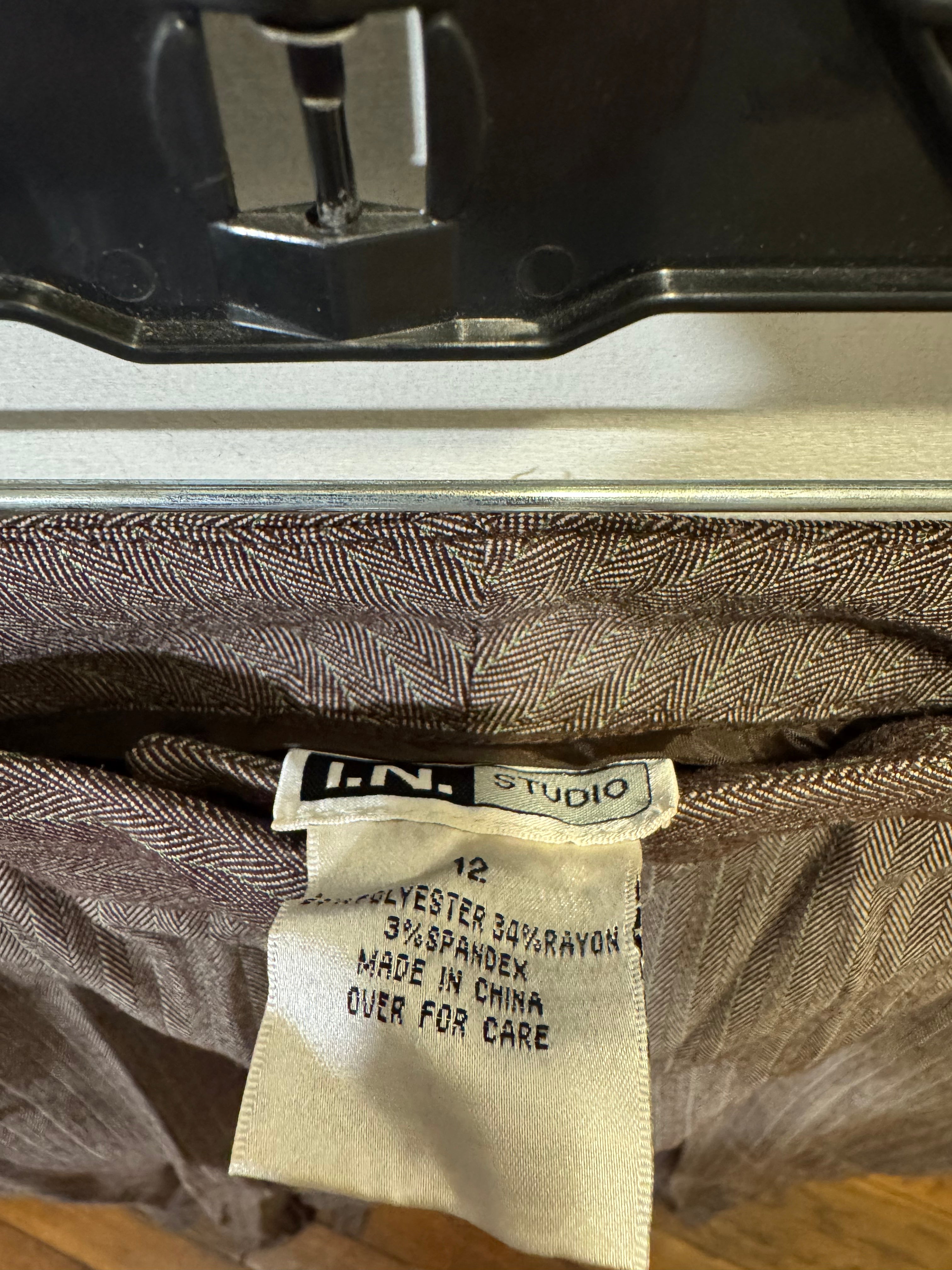 Women’s 12 IN Pants