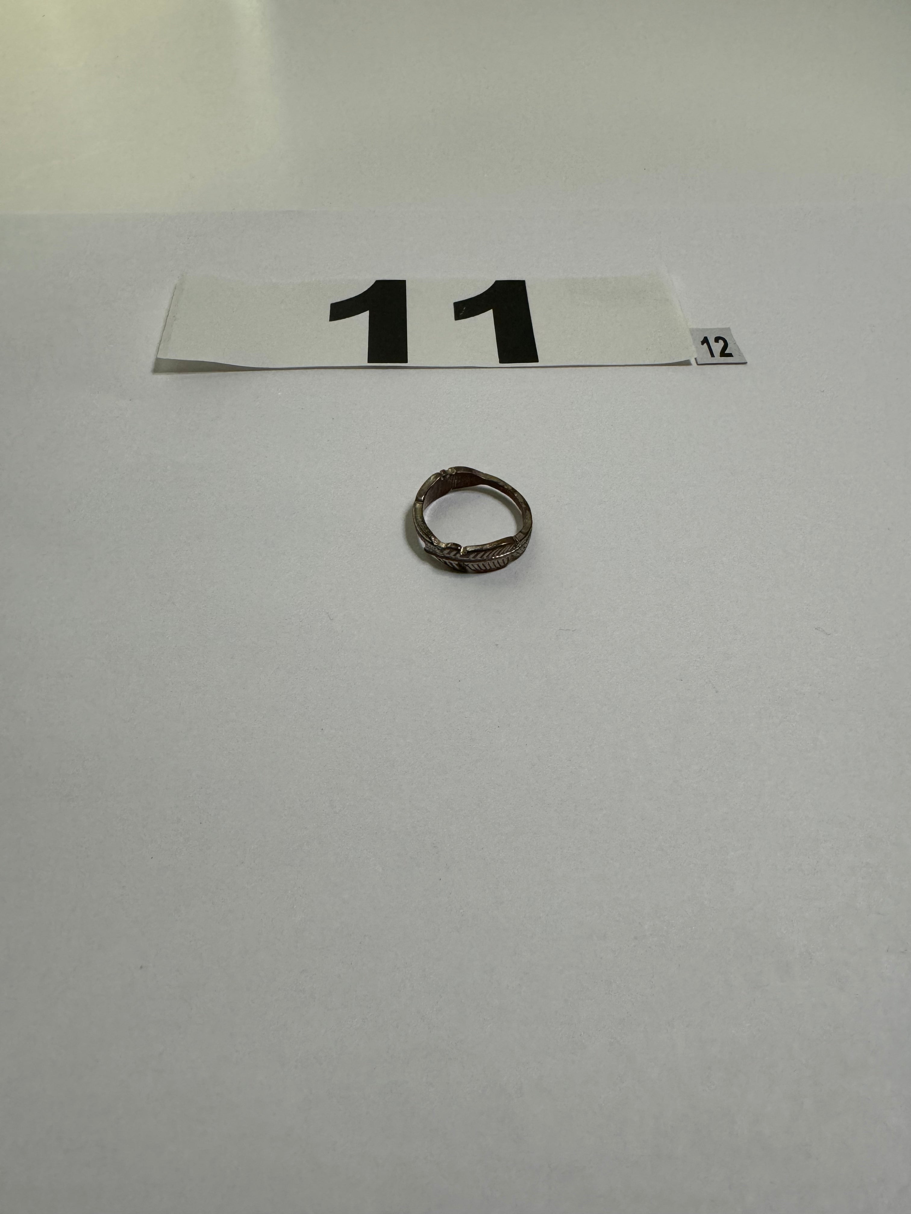 Chrome Leaf Ring