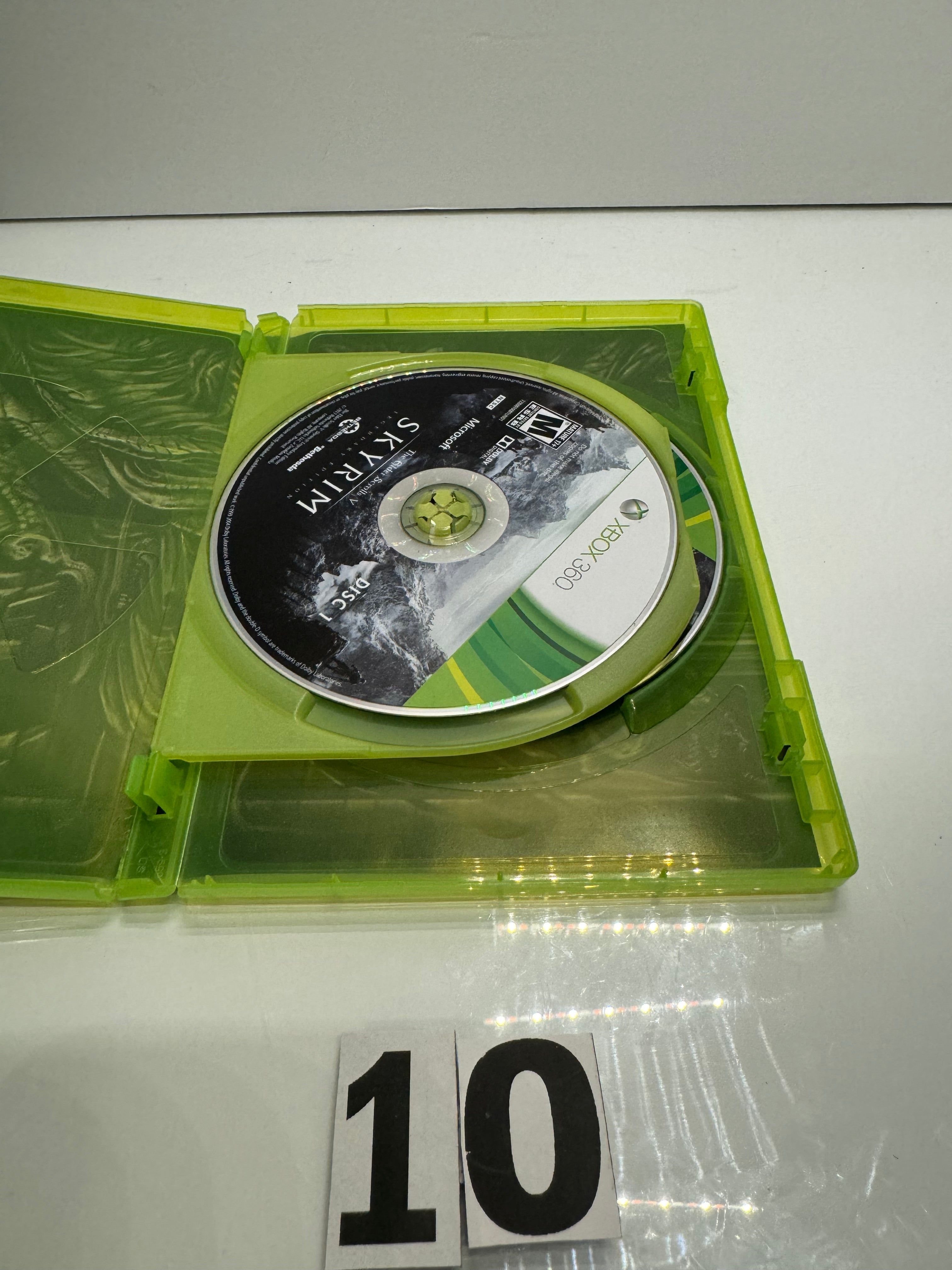 Skyrim The Elder Scrolls Xbox 360 Video Game