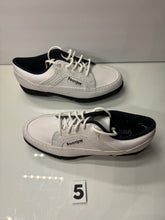 Load image into Gallery viewer, Shoes Size 6
