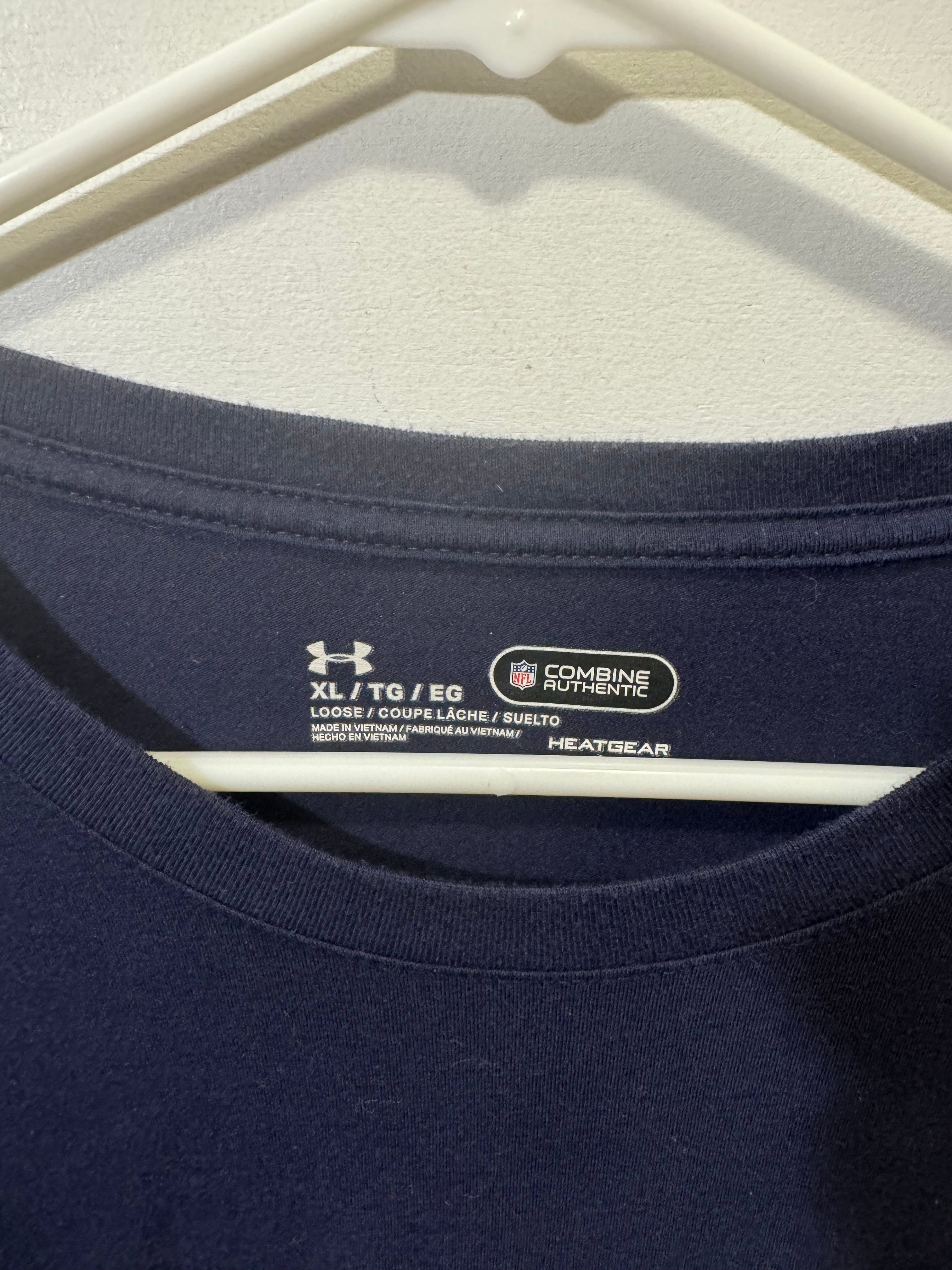 Men’s XL Under Armour Shirt