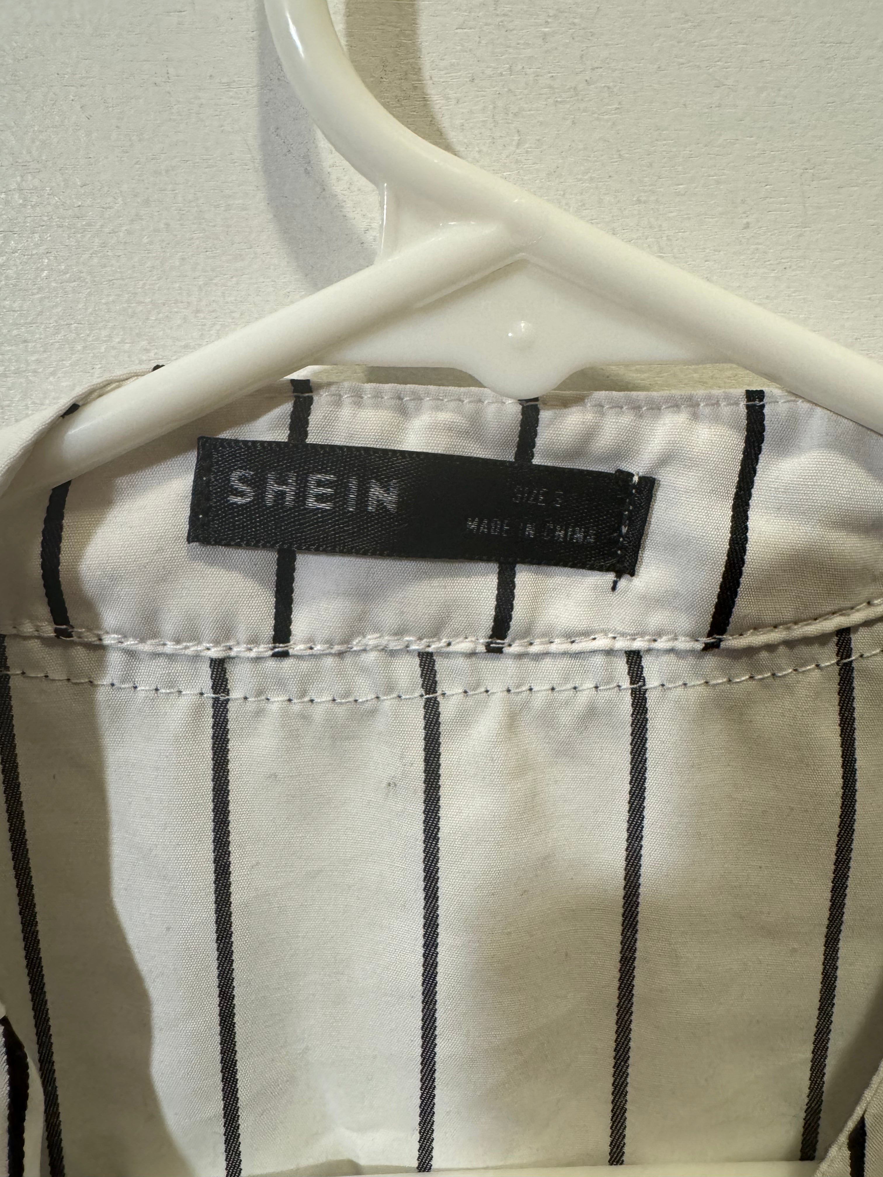 Women’s S Shein Shirt
