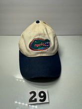 Load image into Gallery viewer, Nike Gators Hat
